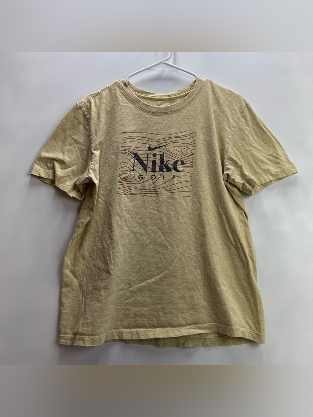 The Nike Tee Men’s Tan Nike Golf Graphic T-Shirt